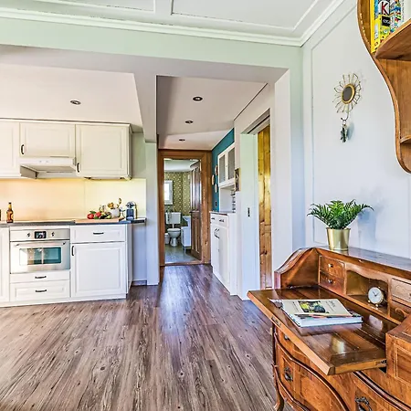 Verschlafen-- In Sanfte Huegel Eingebettet- By Interhome Lejlighed