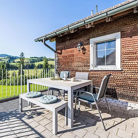 Verschlafen-- In Sanfte Huegel Eingebettet- By Interhome Lejlighed *