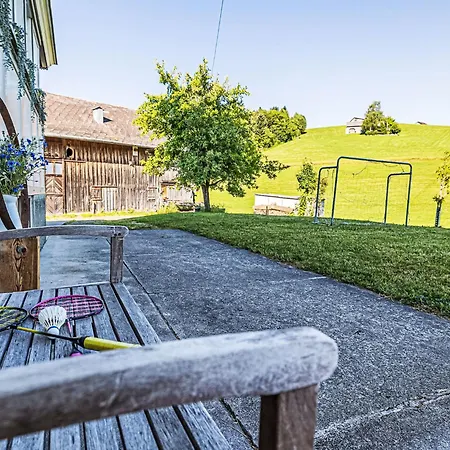 Verschlafen-- In Sanfte Huegel Eingebettet- By Interhome Lejlighed