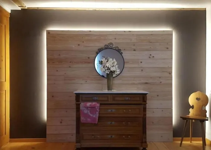 Verschlafen-- In Sanfte Huegel Eingebettet- By Interhome